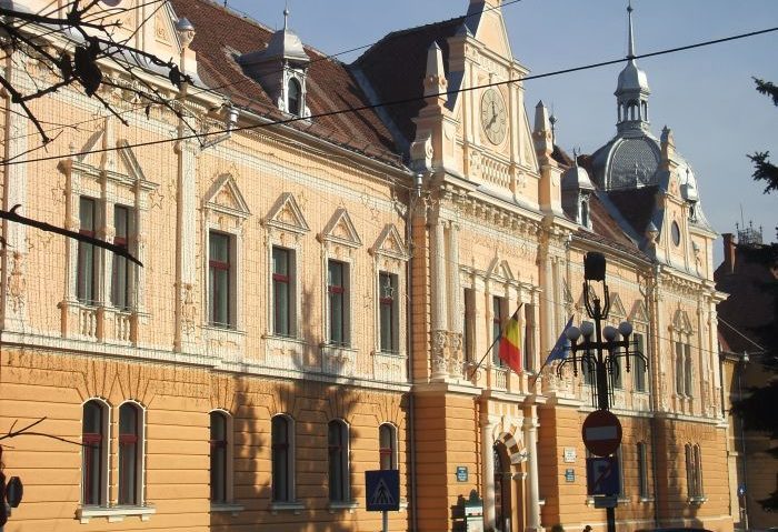 Percheziţii DNA la Primăria Braşov