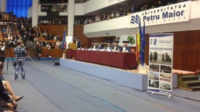 Festivitate de absolvire pentru a 56-a promoție a Universității Petru Maior din Tîrgu-Mureș
