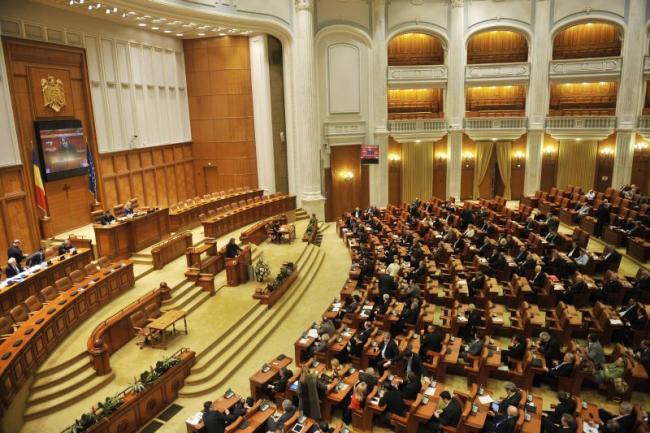 Camera Deputaţilor dezbate şi votează la această oră solicitarea procurorului general referitoare la Victor Ponta Camera Deputaţilor dezbate şi votează la această oră solicitarea procurorului general referitoare la Victor Ponta