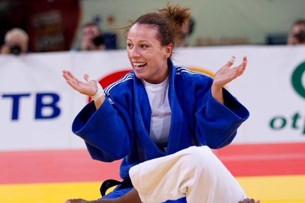 Andreea Chiţu a cucerit a doua medalie de aur pentru România la Jocurile Europene Andreea Chiţu a cucerit a doua medalie de aur pentru România la Jocurile Europene