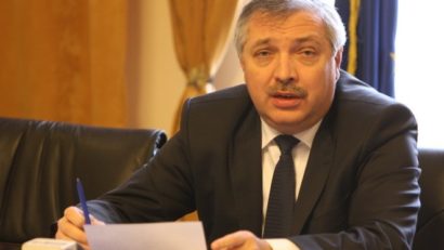 Emisiune filatelică și monedă aniversară pentru UMF 70