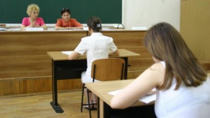 1.300 de elevi mureşeni au intrat astăzi în bacul de toamnă