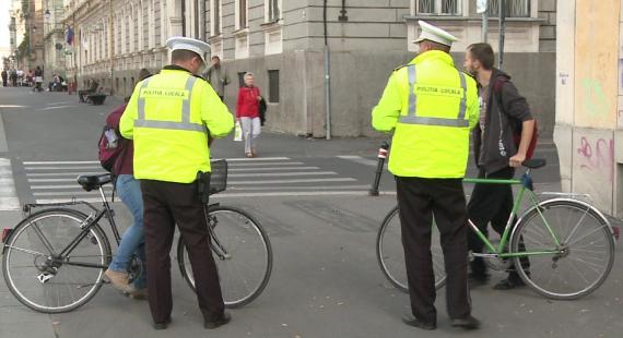 Aproape 150 de amenzi aplicate bicicliştilor şi căruţaşilor indisciplinaţi din Covasna Aproape 150 de amenzi aplicate bicicliştilor şi căruţaşilor indisciplinaţi din Covasna