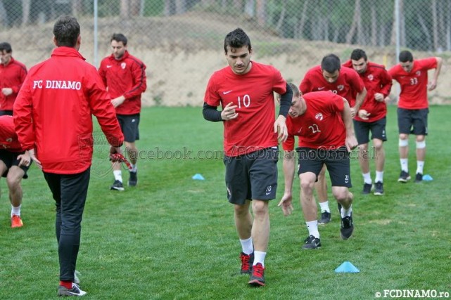Au ajuns şi ,,câinii roşii” la Braşov!