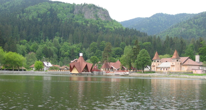 Târg de turism în stațiunea Covasna Târg de turism în stațiunea Covasna