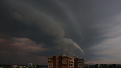 Cod Galben nowcasting de vijelii şi averse în județele Harghita, Covasna, Braşov şi Călăraşi