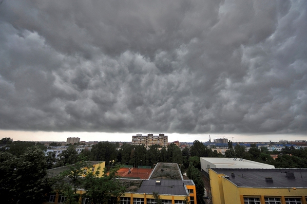 Cod galben de furtună în județele Mureș, Sibiu și Alba