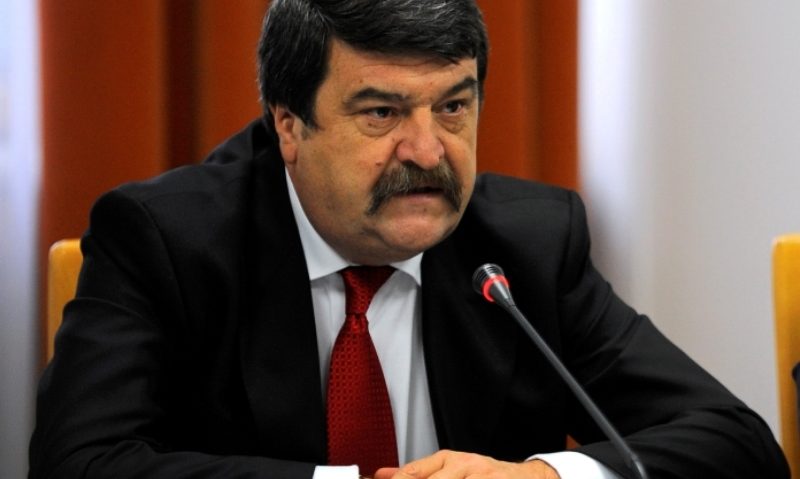 Procurorii DNA au extins cercetările în cazul fostului judecător al Curţii Constituţionale, Toni Greblă Procurorii DNA au extins cercetările în cazul fostului judecător al Curţii Constituţionale, Toni Greblă
