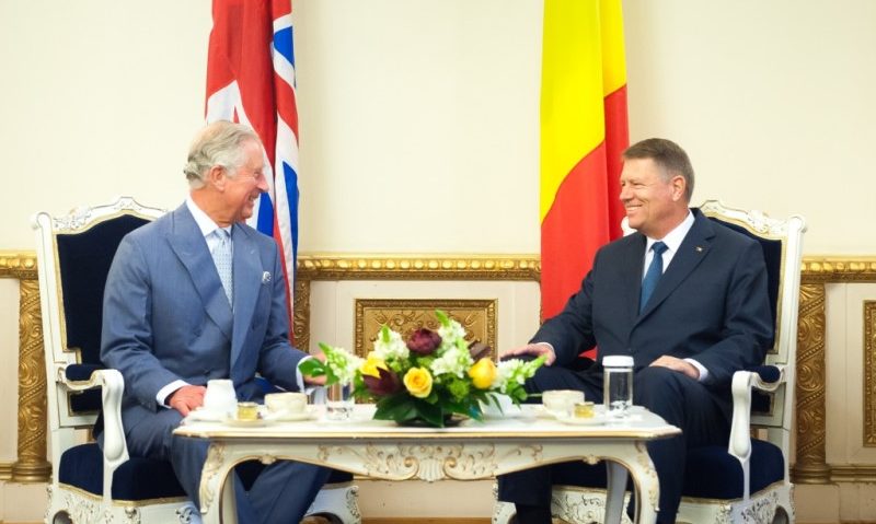 Prinţul Charles preţuieşte România şi promovează locurile transilvane oriunde merge în lume Prinţul Charles preţuieşte România şi promovează locurile transilvane oriunde merge în lume
