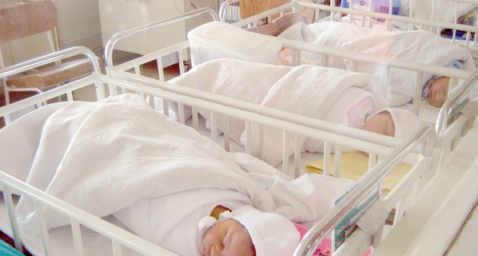 Spitalul brașovean a primit un aparat de ultimă generație care va salva viața multor nou născuți prematur Spitalul brașovean a primit un aparat de ultimă generație care va salva viața multor nou născuți prematur