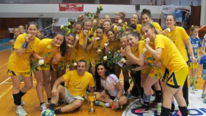 CS Olimpic Tg.Mureş, campioană naţională la handbal