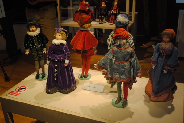 Moda în miniatură, la Brașov Moda în miniatură, la Brașov