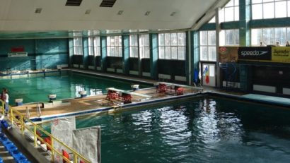Comisarii de la Protecţia Consumatorului au închis, azi, bazinul Olimpia din Sibiu