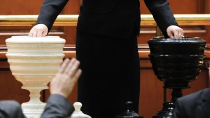 S-a încheiat votul la moțiunea de cenzură