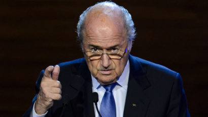 Sepp Blatter a demisionat din funcţia de preşedinte al FIFA