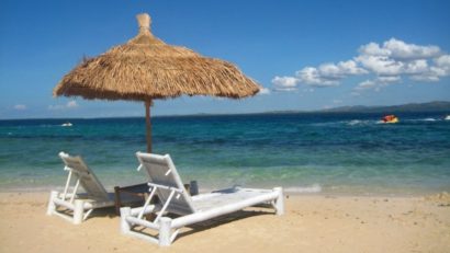 Camera Deputaţilor a adoptat un proiect de lege ce prevede posibilitatea emiterii voucherelor de vacanţă pe suport electronic