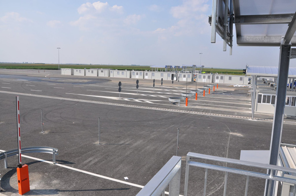 Astăzi s-a inaugurat prima legătură pe autostradă dintre România si Ungaria Astăzi s-a inaugurat prima legătură pe autostradă dintre România si Ungaria