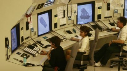 Controlorii de trafic aerian vor intra în grevă de avertisment, miercurea viitoare