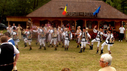Iubitorii de tradiţie sunt aşteptaţi în acest week-end la Festivalul Văii Mureşului