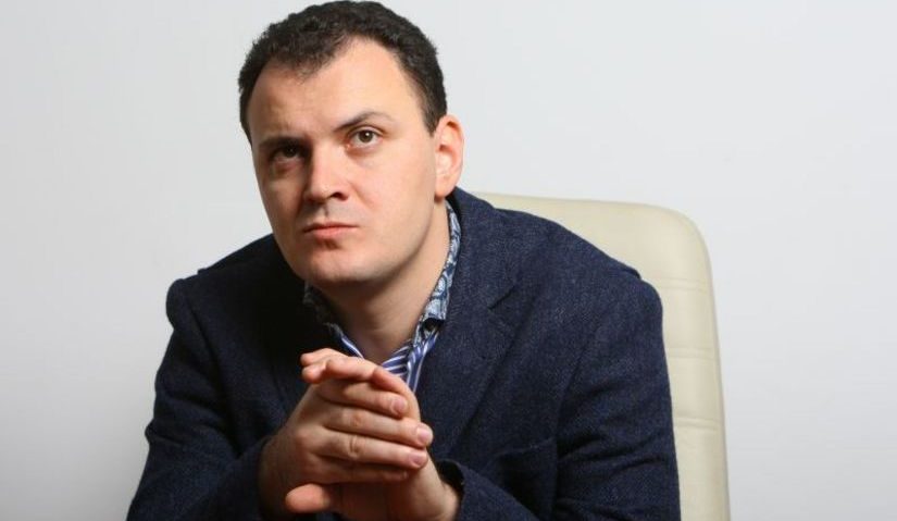 Directorul RTV, Alexandru Iacobescu și deputatul Sebastian Ghiţă la DNA Ploieşti Directorul RTV, Alexandru Iacobescu și deputatul Sebastian Ghiţă la DNA Ploieşti