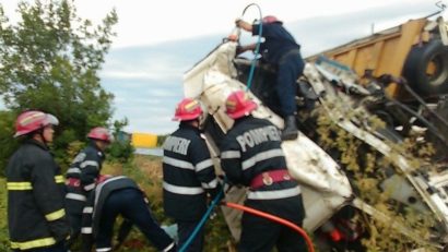 Grav accident pe DN 7, traficul rutier este oprit în judeţul Arad, pe DN7 Pecica- Nădlac