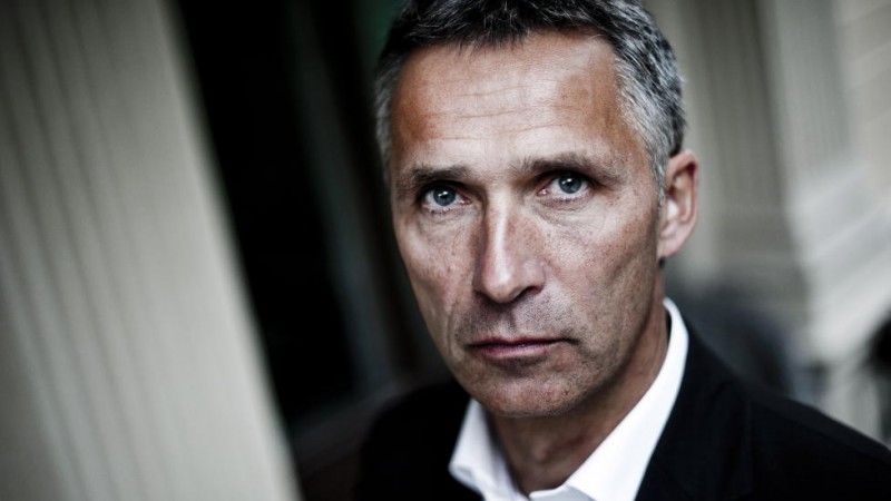 Jens Stoltenberg va inaugura astăzi la Bucureşti sediul primului dintre cele două centre NATO de comandă şi control care vor opera în România Jens Stoltenberg va inaugura astăzi la Bucureşti sediul primului dintre cele două centre NATO de comandă şi control care vor opera în România