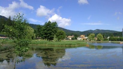 Lacul Noua din Brașov va fi repopulat cu pești