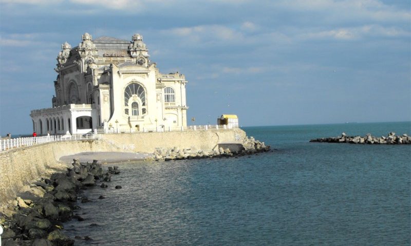 Vouchere, în loc de prime de vacanţă Vouchere, în loc de prime de vacanţă