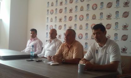 Corona Wolves Braşov îşi propune un obiectiv minuscul: semifinalele Campionatului Naţional Corona Wolves Braşov îşi propune un obiectiv minuscul: semifinalele Campionatului Naţional