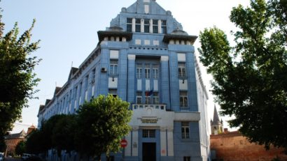 Aproape 700 de locuri de la Universitatea Petru Maior din Tîrgu-Mureş au fost ocupate
