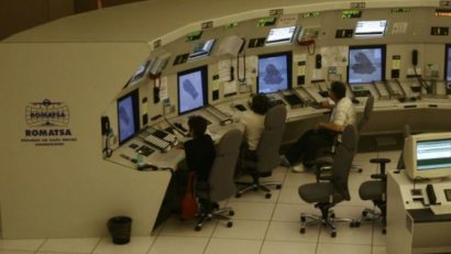 Controlorii de zbor amenință cu greva generală