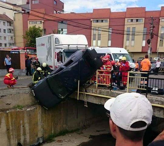 Accident spectaculos în centrul municipiului Tg. Mureș Accident spectaculos în centrul municipiului Tg. Mureș