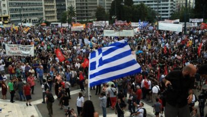 Manifestaţii de stradă la Atena
