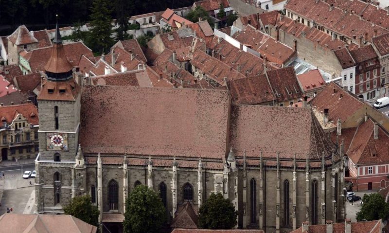 Centru de cercetare la Biserica Neagră din Brașov Centru de cercetare la Biserica Neagră din Brașov