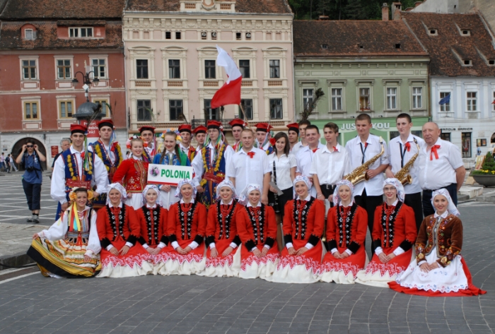 Festivalul „Garofiţa Pietrei Craiului”, la Brașov Festivalul „Garofiţa Pietrei Craiului”, la Brașov