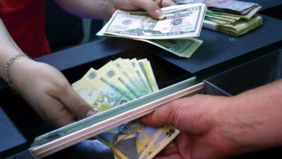 Proiectul de lege privind conversia creditelor din valută în lei va fi modificat