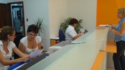 Bugetarii cer sporuri salariale