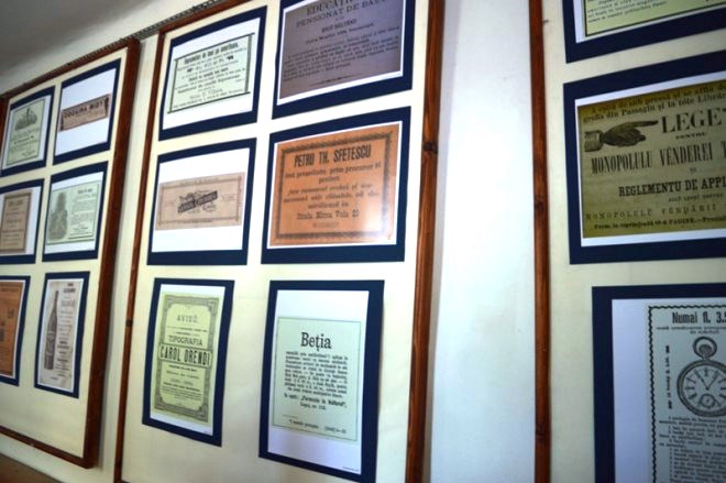 [UPDATE] Expoziţie inedită de reclame româneşti la Sighişoara Medievală