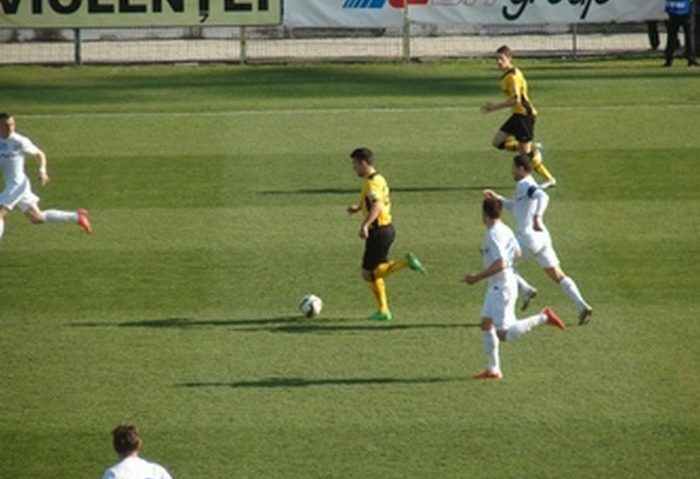 FC Braşov şi Unirea Tărlungeni s-au înscris în liga a doua FC Braşov şi Unirea Tărlungeni s-au înscris în liga a doua
