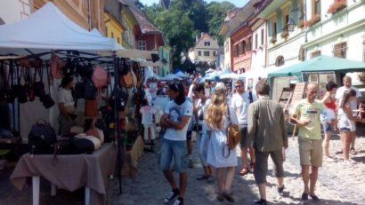 Peste 3.000 de turişti în prima zi la Sighişoara Medievală