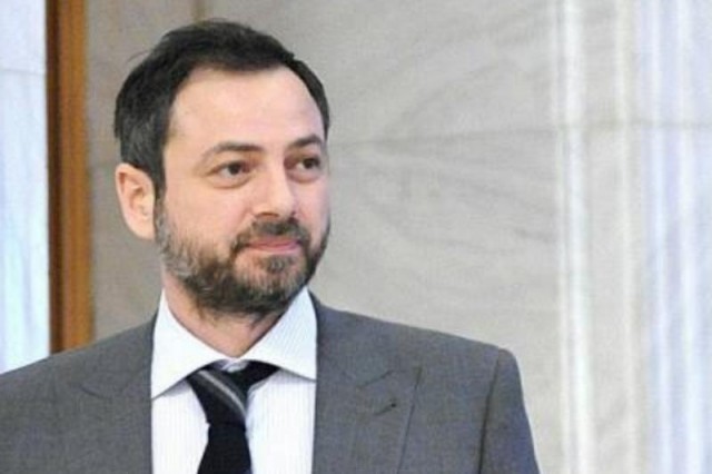 Deputatul PNL Dan Motreanu s-a prezentat, astăzi, la sediul DNA Deputatul PNL Dan Motreanu s-a prezentat, astăzi, la sediul DNA