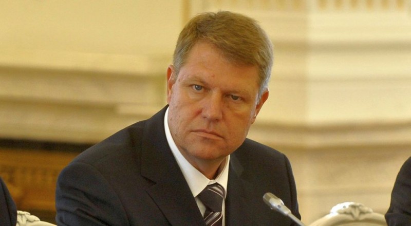 Klaus Iohannis conduce în topul încrederii în personalităţile publice Klaus Iohannis conduce în topul încrederii în personalităţile publice