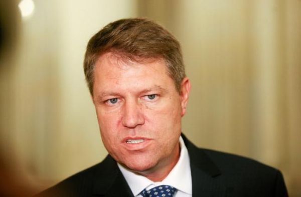 Preşedintele României, Klaus Iohannis, a semnat decretul pentru premierul Victor Ponta Preşedintele României, Klaus Iohannis, a semnat decretul pentru premierul Victor Ponta