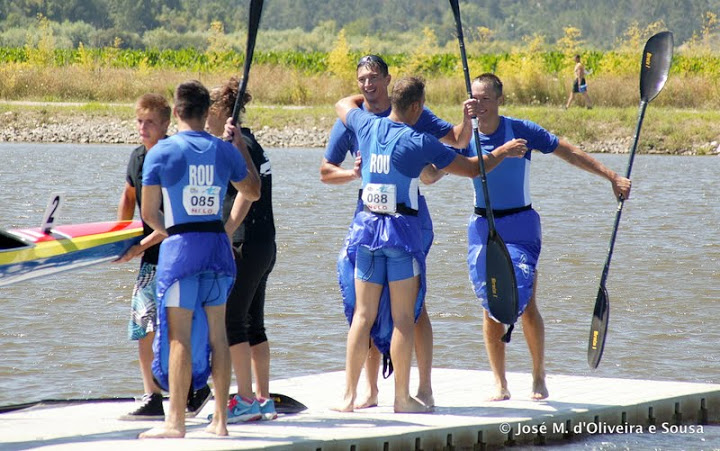 Trei medalii de argint pentru România la Mondialele de kaiac-canoe pentru junior și tineret Trei medalii de argint pentru România la Mondialele de kaiac-canoe pentru junior și tineret