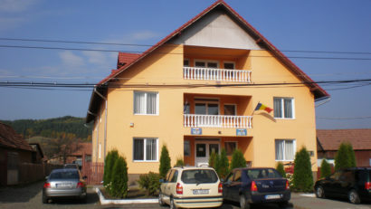 De astăzi, locuitorii din comuna Hodac au propriul loc serviciu de evidența persoanelor