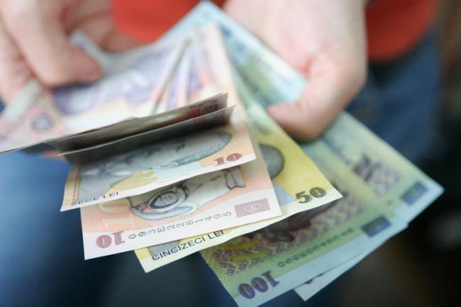 Autorităţile locale, mulţumite de creșterea salariilor funcţionarilor publici Autorităţile locale, mulţumite de creșterea salariilor funcţionarilor publici