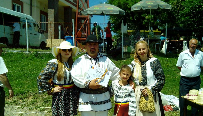 Pe cărarea dorului, cu Andrei Romanică Pe cărarea dorului, cu Andrei Romanică
