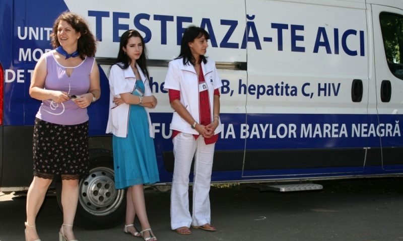 Testări gratuite pentru turiștii aflați pe litoral Testări gratuite pentru turiștii aflați pe litoral