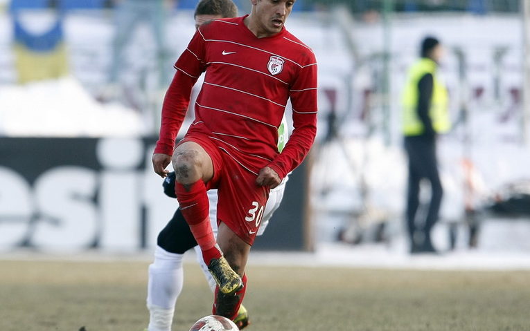 FC Braşov l-a transferat pe Răzvan Avram FC Braşov l-a transferat pe Răzvan Avram