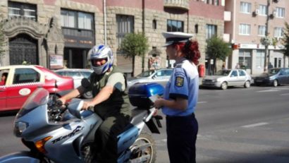 Motocicliștii și pietonii târgumureșeni, atenționați de polițiști